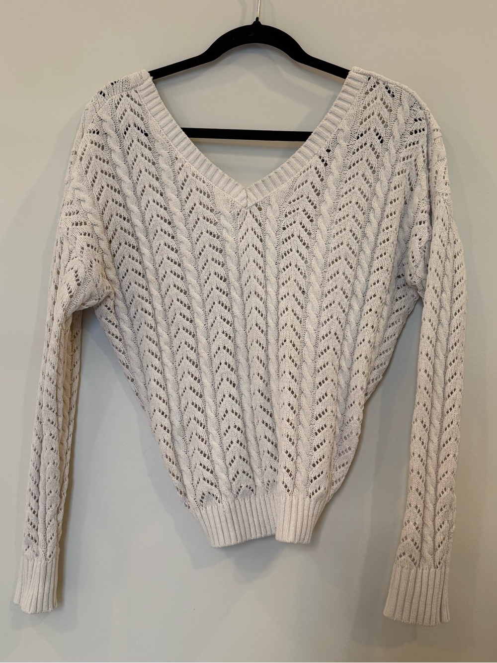 Lightweight V-Neck Open-Knit Sweater in Cream